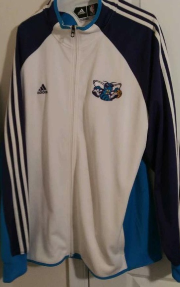Charlotte Hornets jogging suit - Picture 1 of 2
